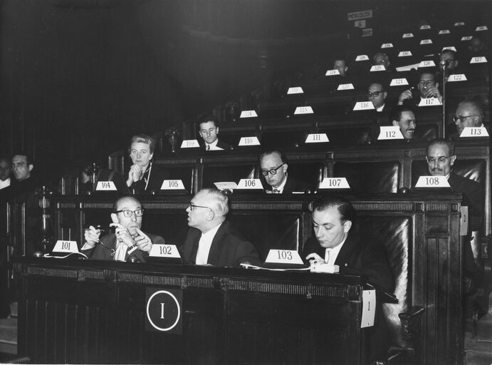 Fotografia 27: Plenary session of the Assembly of the ECSC