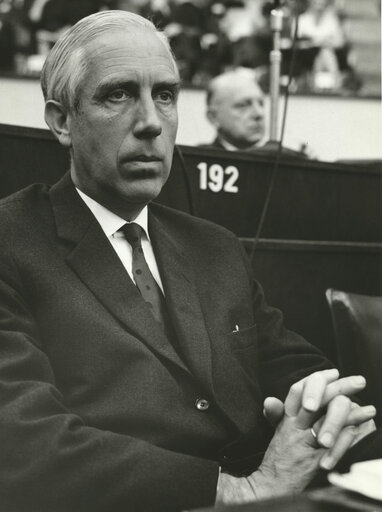 Constitutive session of the new European Parliamentary Assembly in january 1962