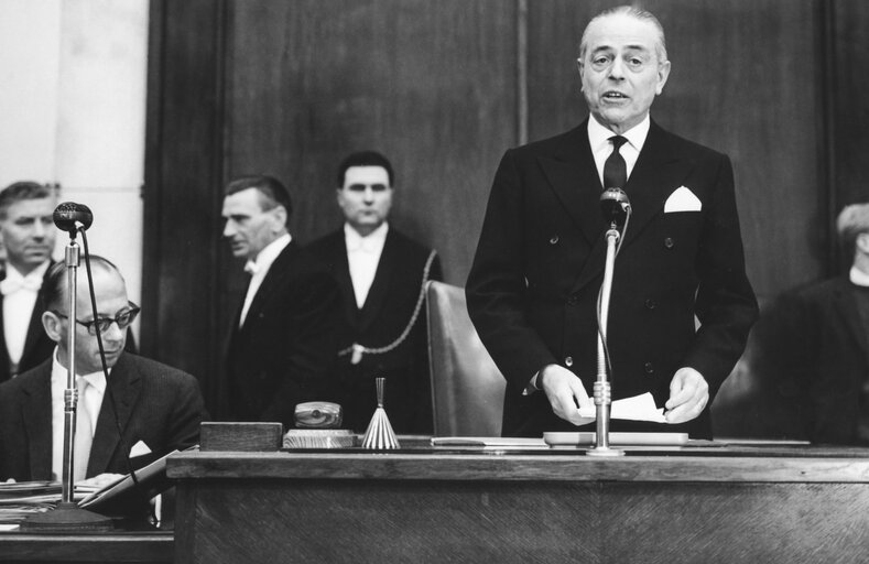 Valokuva 1: Election of Gaetano MARTINO during the European Parliamentary Assembly on the 30th of March 1962