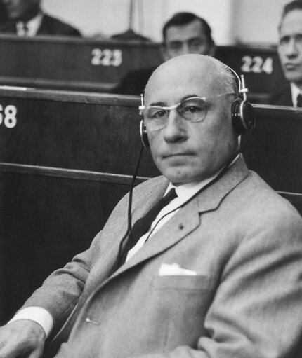 Photo 14 : Louis BRIOT during the European Parliamentary Assembly on the 30th of March 1962