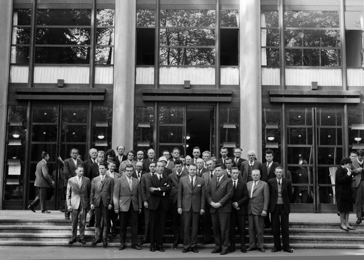 Valokuva 16: Visitors group, European Parliamentary Assembly October 1962