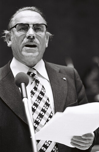 Suriet 1: Hans Edgar JAHN during a session in Luxembourg in February 1977