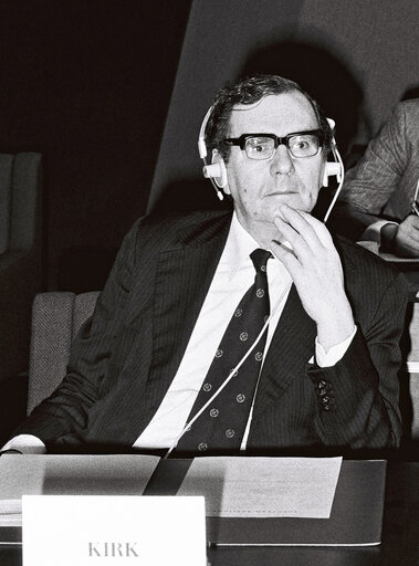 Foto 11: Meeting at the EP in March 1977 in Strasbourg