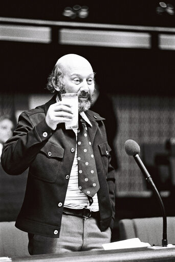 The delegue Cornelis LABAN during a session in Strasbourg in March 1977.