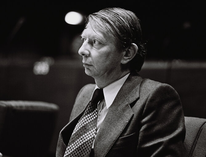 Foto 15: The delegue Paul Fernand GRANET during a session in Brussels in June 1978.