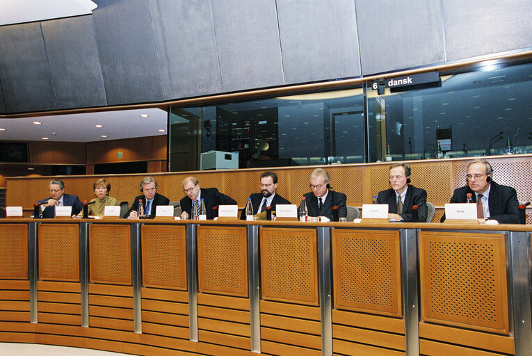 Valokuva 2: Meeting in Brussels