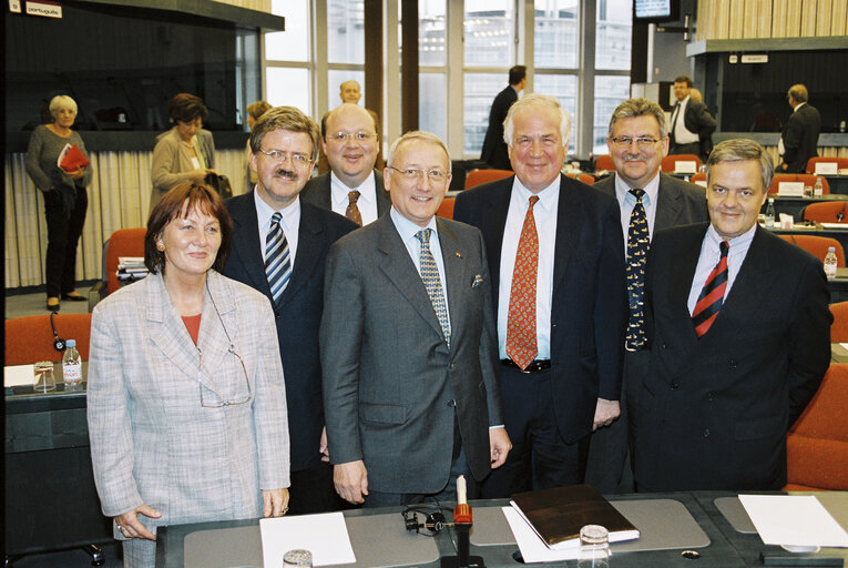 Foto 2: Family picture of the EPP group