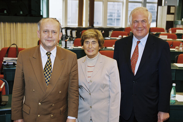 Fotografie 3: Family picture of the EPP group