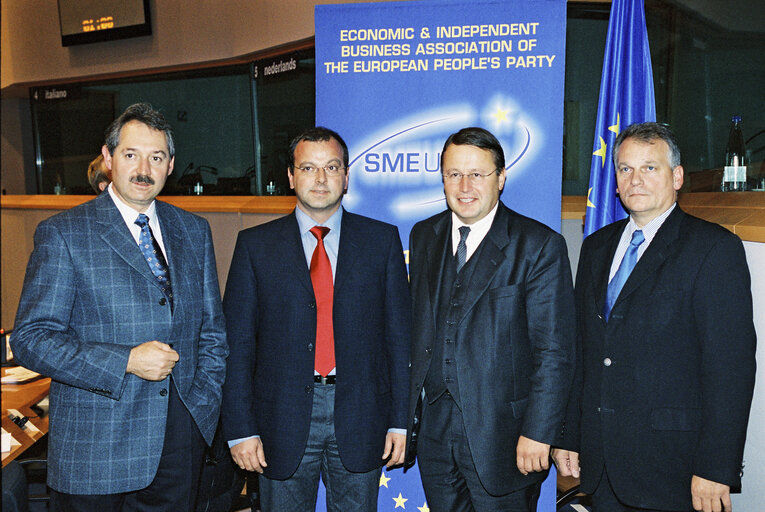 Foto 5: Small and Medium Enterprises Union Meeting