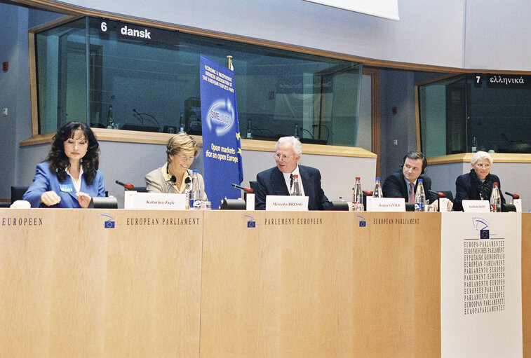 Foto 2: Small and Medium Enterprises Union Meeting