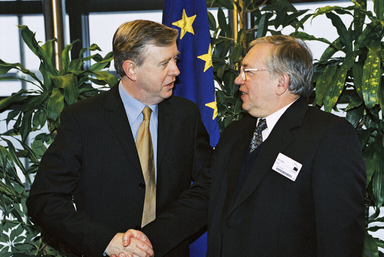 Photo 1: EP President meets with Russian diplomat Vladimir LOUKIN in Strasbourg