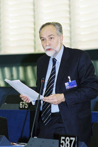 Foto 6: MEP Dominique F.C. SOUCHET takes part in a plenary session in Strasbourg