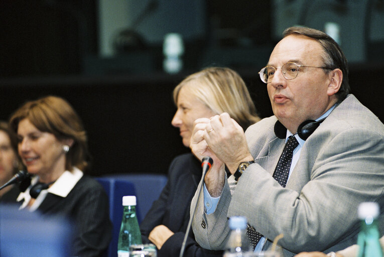 Valokuva 3: Meeting at the European Parliament in Strasbourg