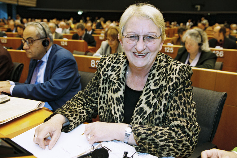 Foto 1: MEP Nelly MAES takes part in a plenary session in Brussels