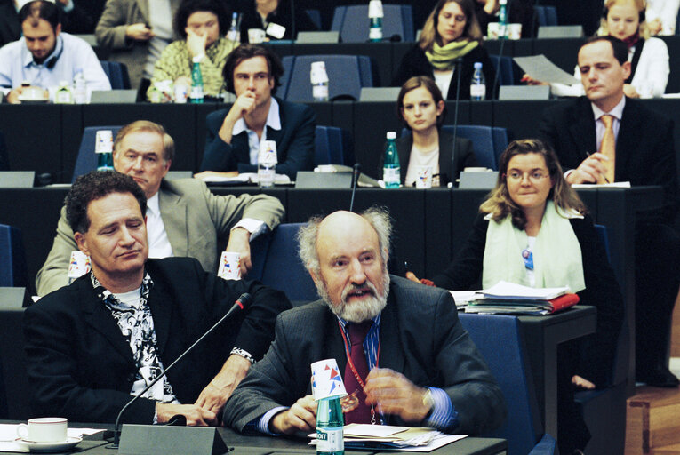 Foto 2: Intergroup meeting on animals