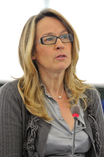 Fotografie 5: Constance LE GRIP-Portraits in Plenary in Strasbourg