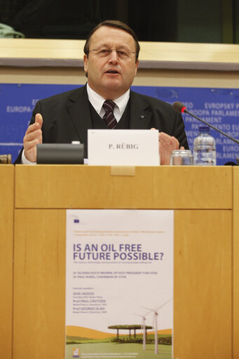 Fotagrafa 40: Science and Technology Options Assessment (STOA) - Is an oil free future possible ? - The science, technology and economics of running Europe without oil