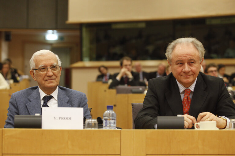 Fotagrafa 27: Science and Technology Options Assessment (STOA) - Is an oil free future possible ? - The science, technology and economics of running Europe without oil