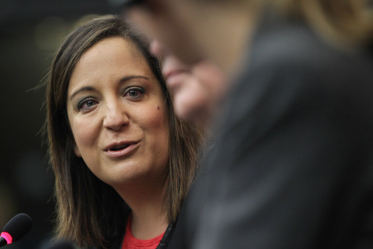 Foto 9: Press conference on New Abortion Laws in Spain