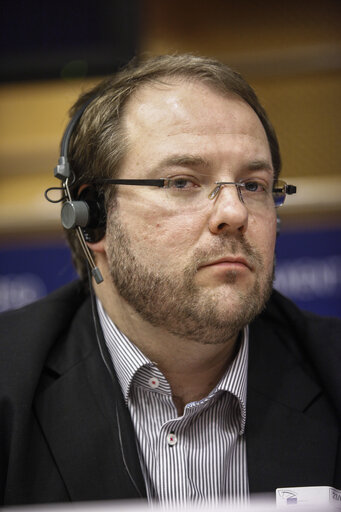 Fotografi 9: DROI Hearing on the human rights situation in West Papua, Republic of Indonesia