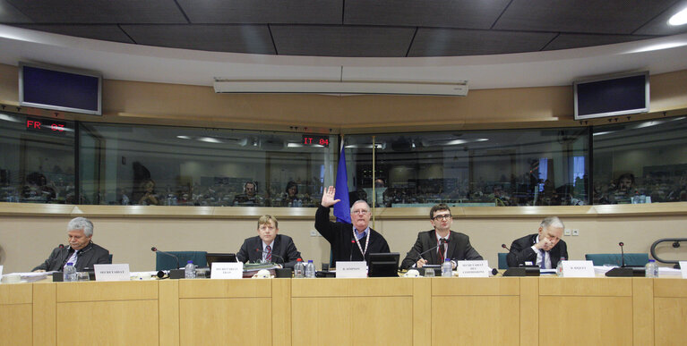 Foto 5: TRAN committee meeting