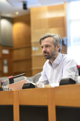 Suriet 13: MEP Martin EHRENHAUSER at the European Parliament in Brussels