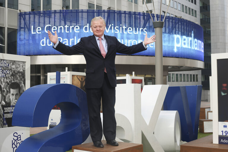 Foto 2: MEP Jim HIGGINS at the European Parliament in Brussels