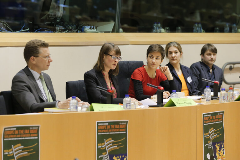 Fotografie 8: Roundtable discussion - Europe on the far right. Developments and strategies against
