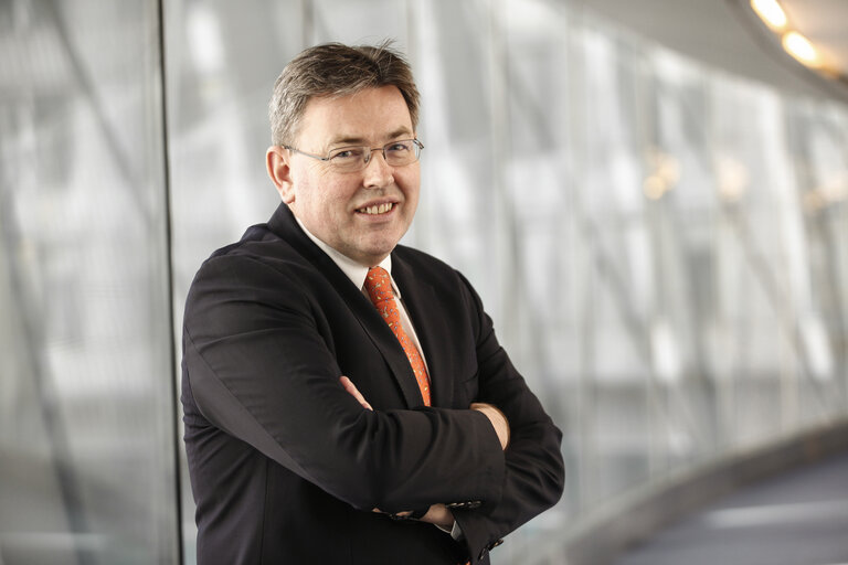 Fotografia 11: MEP Derk Jan EPPINK at the European Parliament in Brussels