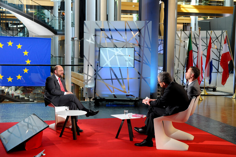 Fotografia 3: EP President Interview ' NZZ Standpunkte ' TV SRF1