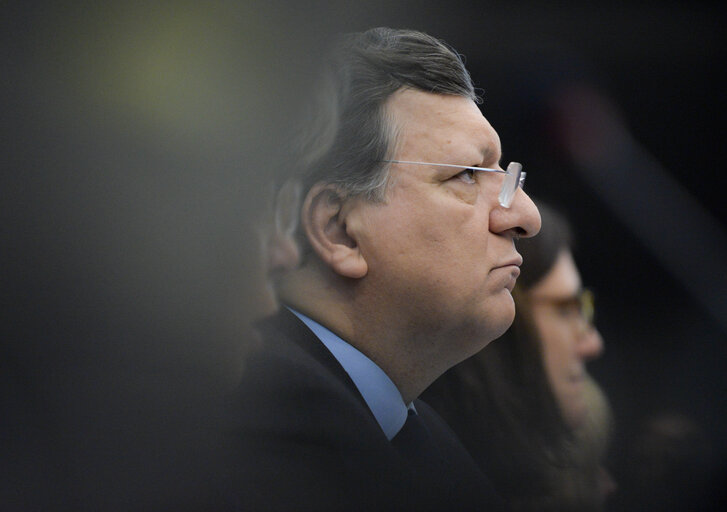 Φωτογραφία 17: Press conference with President BARROSO, Vice President REDING and Commission MALSTORM