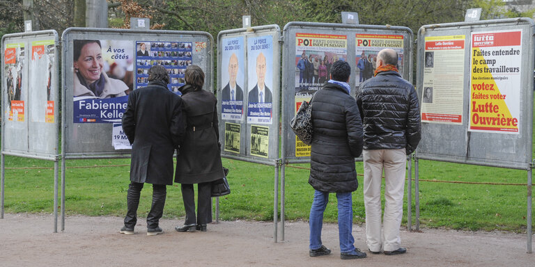 Foto 6: Municipal elections 2014 in Strasbourg. Polling station