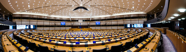 Fotografie 4: Plenary in the headquarters of the European Parliament in Brussels. Inside view