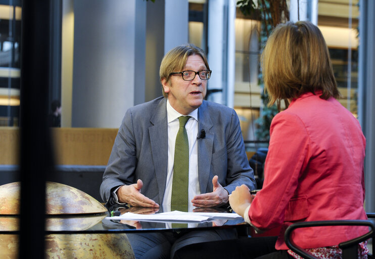 Foto 10: Interview of Guy VERHOFSTADT