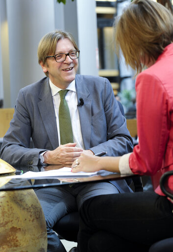 Foto 4: Interview of Guy VERHOFSTADT