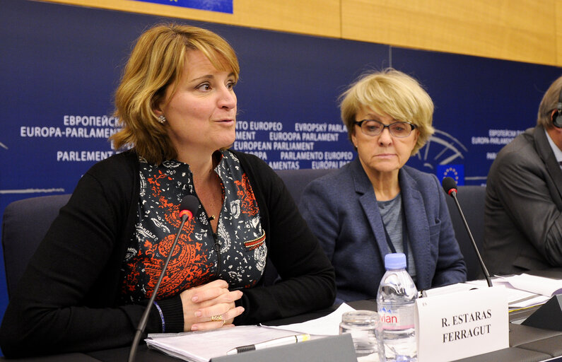 Fotó 7: Press Conference with regional Development Committee Chair Danuta HUBNER, commissioner for regional Policy Johannes HAHN and rapporter Rosa ESTARAS FERRAGUT