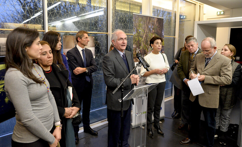 Fotogrāfija 1: Opening of the exhibition 30 years of Sakharov Prize by Agence Magnum in   Lieu d'Europe  in Strasbourg in presence of EP President