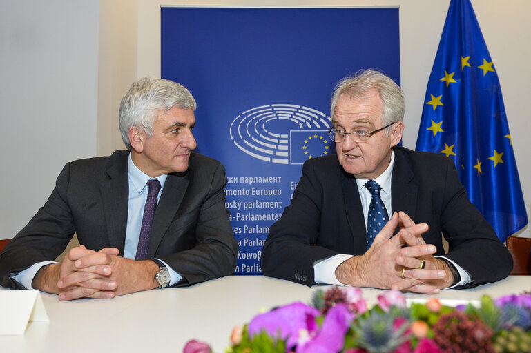 Fotografia 9: Signature of a convention between European Parliament and Normandy Region