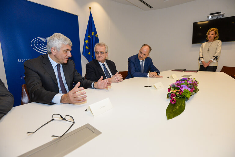 Signature of a convention between European Parliament and Normandy Region