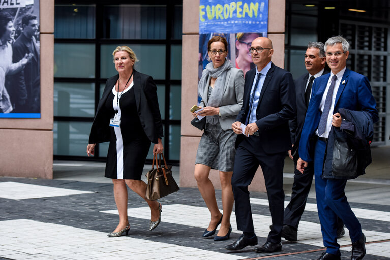 Suriet 50: European Ceremony of Honour for Dr. Helmut KOHL, Former Chancellor of the Federal Republic of Germany and Honorary Citizen of Europe (1930 - 2017) at the European Parliament in Strasbourg- Arrival