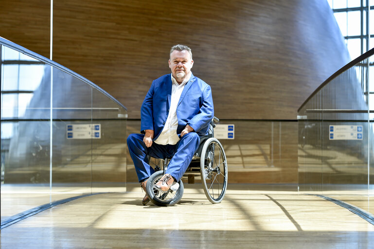 Foto 4: David LEGA in the European Parliament in Strasbourg