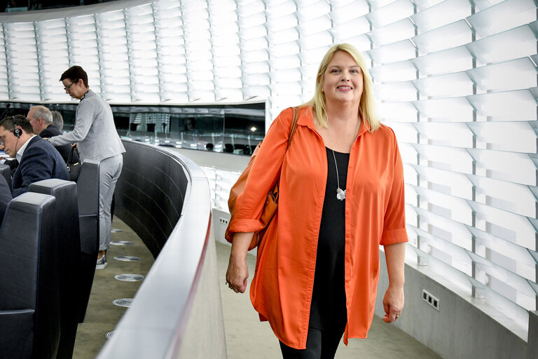 Foto 5: Anna HEDH in the European Parliament in Strasbourg