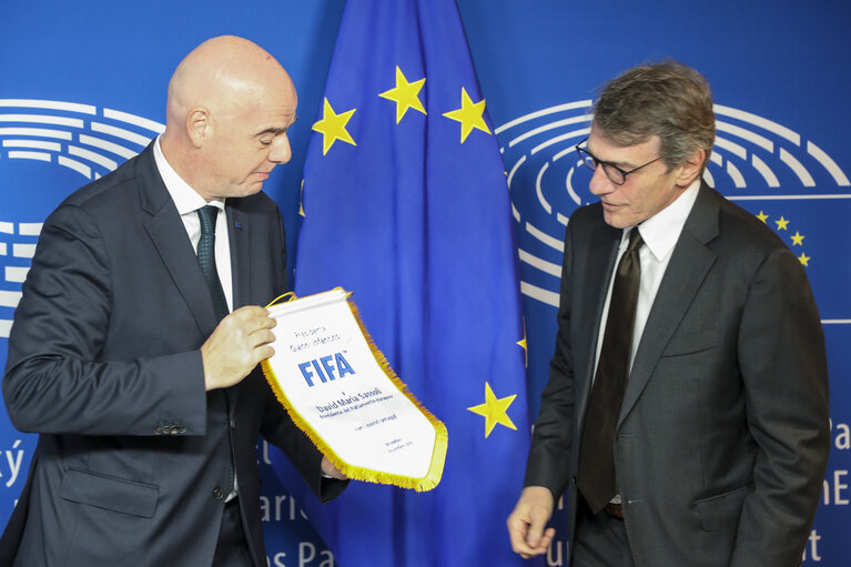 Foto 3: David SASSOLI, EP President meets with Gianni INFANTINO, FIFA President