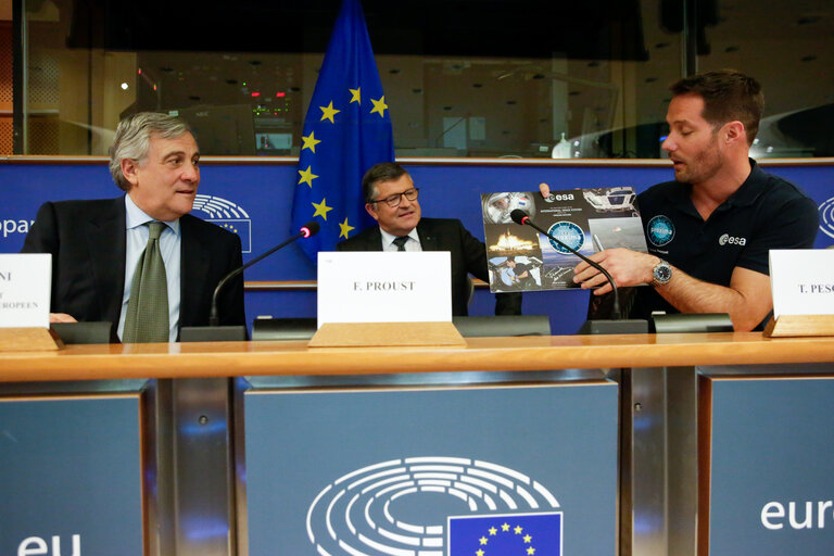 Photo 4: Sky and Space Intergroup event in the presence of French ESA Astronaut