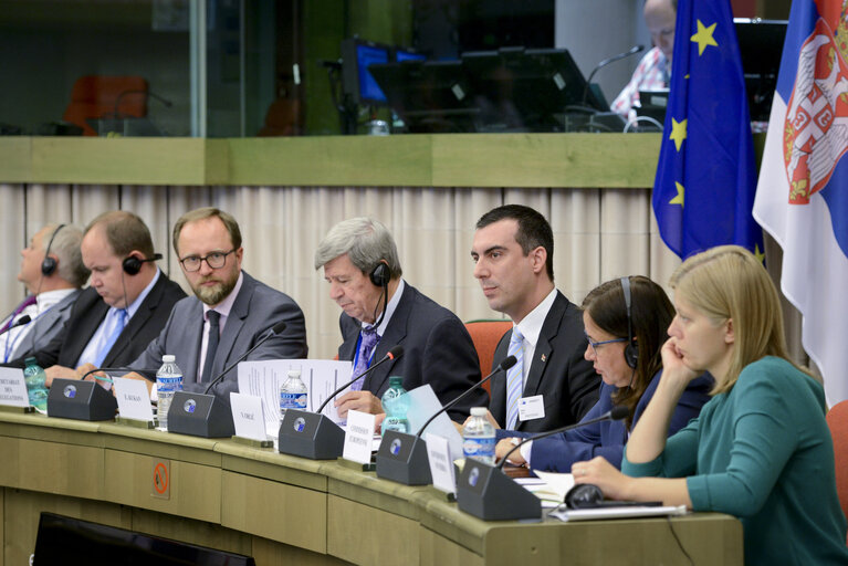 Fotografie 18: European union - Serbia stabilisation and association parliamentary committee (SAPC)