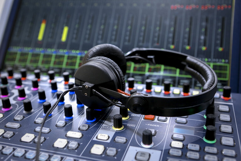 Suriet 7: VoxBox recording in Brussels