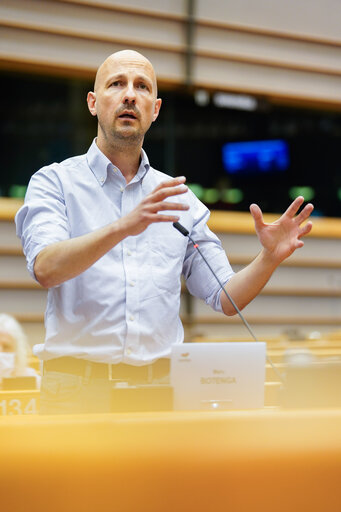 Fotografija 38: EP Plenary session - Vaccines and therapeutics in the contexte of Covid-19