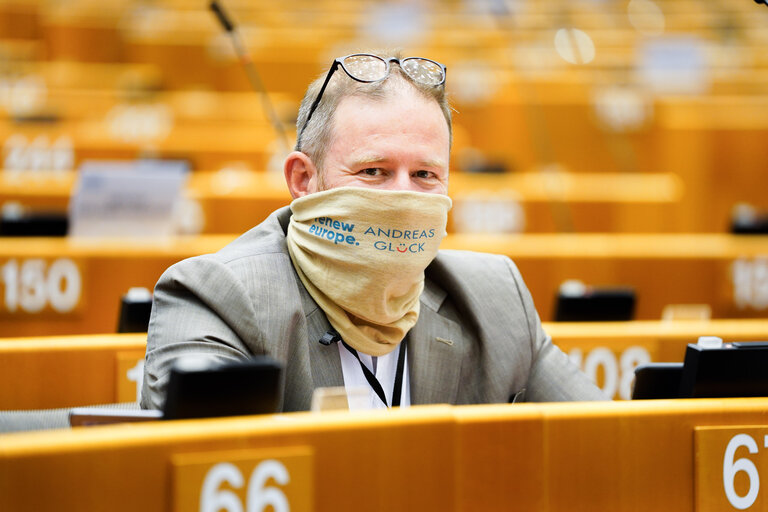 Fotografija 22: EP Plenary session - Vaccines and therapeutics in the contexte of Covid-19