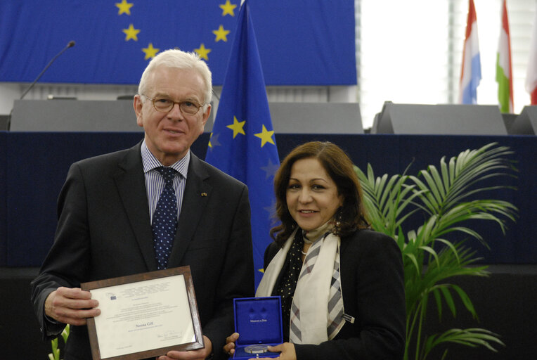 Fotografija 35: Medal presentation ceremony to former MEPs