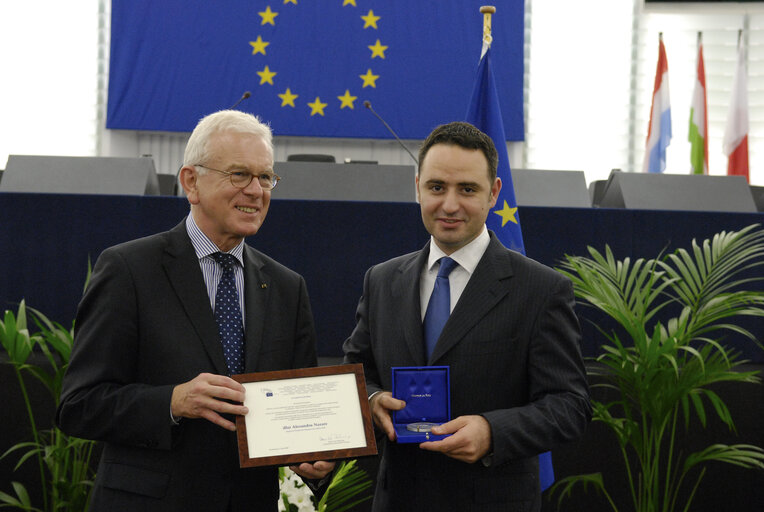 Medal presentation ceremony to former MEPs